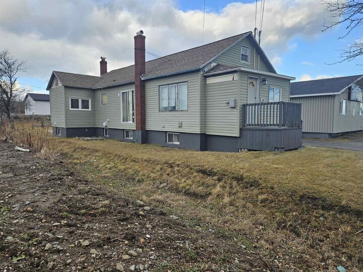 200 Reserve Street — photo 1