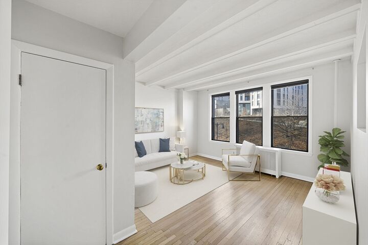 Property Photo:  1480 Commonwealth Ave 10  MA 02135 