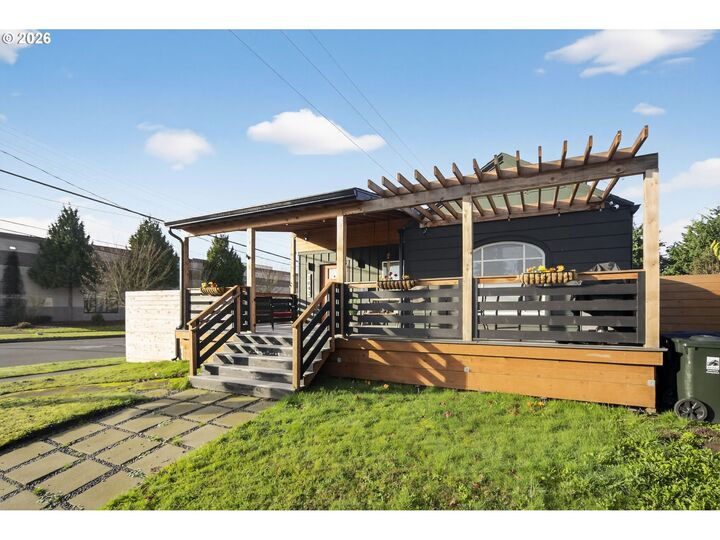 Property Photo:  3642 A St  WA 98418 