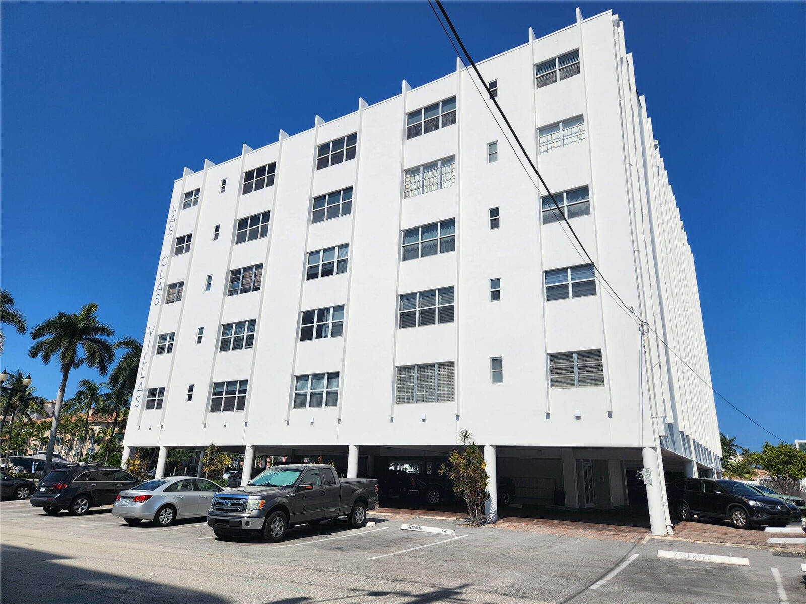 Property Photo:  1770 E Las Olas Boulevard 207  FL 33301 