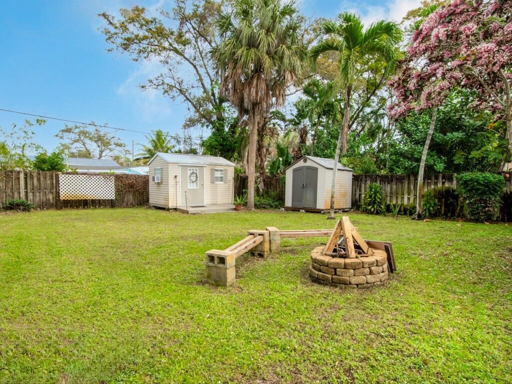 Property Photo:  501 SW 12th Court  FL 33315 