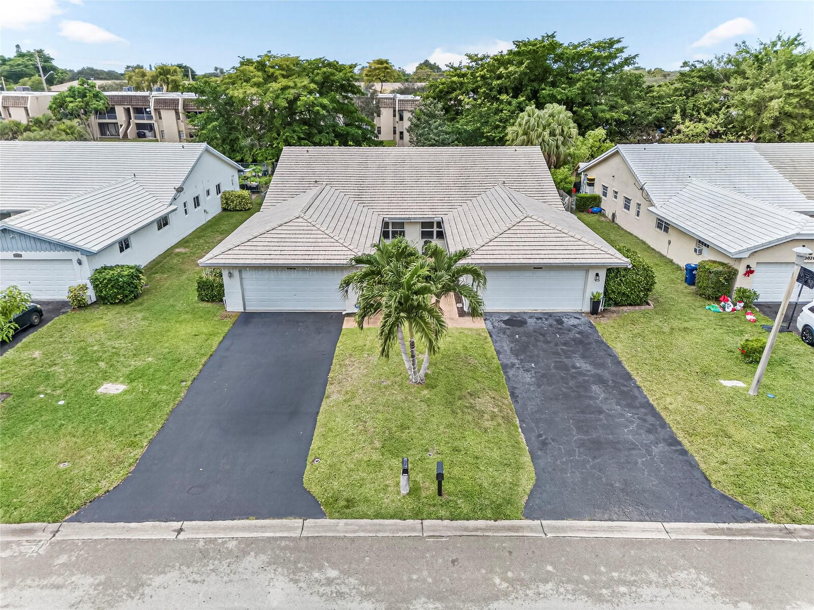 Property Photo:  3002 NW 103rd Lane  FL 33065 