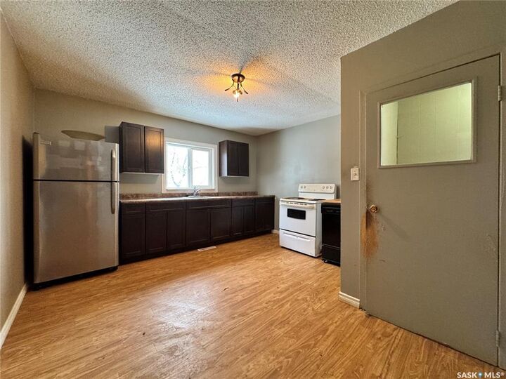 Property Photo:  304 Carson Street  SK S0K 1K0 