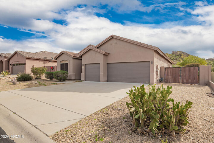 Property Photo:  7263 E San Cristobal Way  AZ 85118 