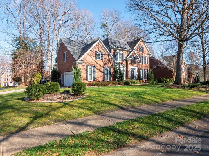 Property Photo: 901 Staghorn Lane NC 28173