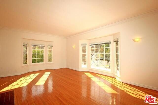 Property Photo:  836 Westholme Ave  CA 90024 