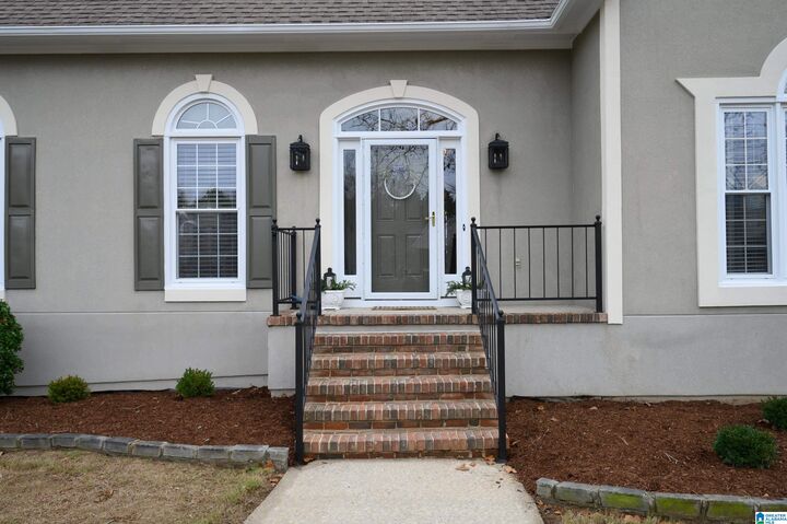 Property Photo:  1688 Russet Hill Circle  AL 35244 