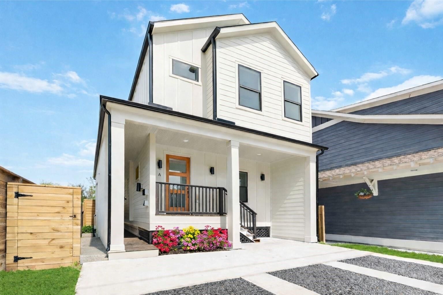 Property Photo:  3520 Castor Street A B  TX 77022 