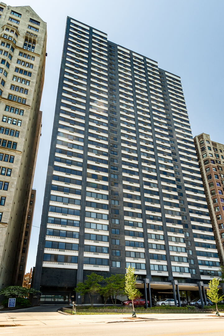 Property Photo:  1440 N Lake Shore Drive 35A  IL 60610 