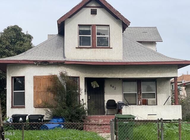 Property Photo:  647 E 50th Street  CA 90011 