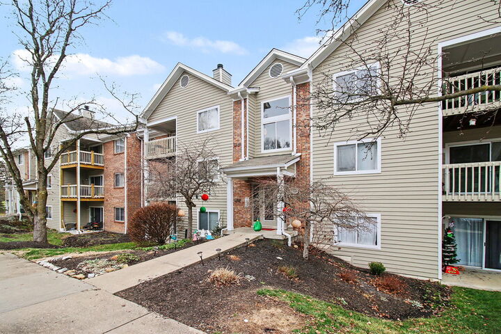 Property Photo:  220 Willowbrook Court  KY 41071 