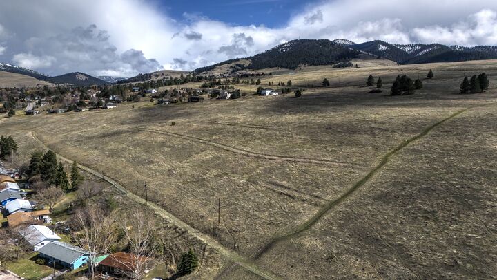 Property Photo:  Nhn Hillview Way  MT 59803 