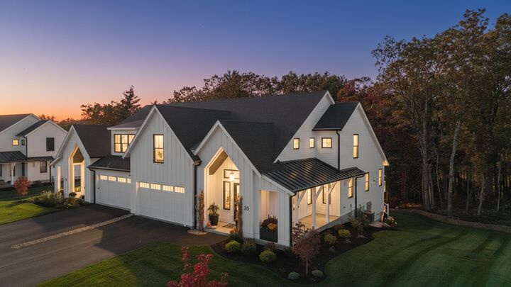 Property Photo: 48 Trails Edge Road NH 03087