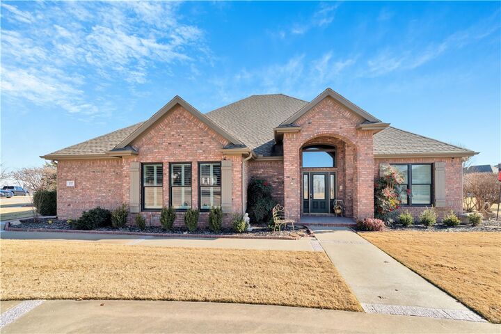 Property Photo:  137 Woodcliff Road  AR 72764 