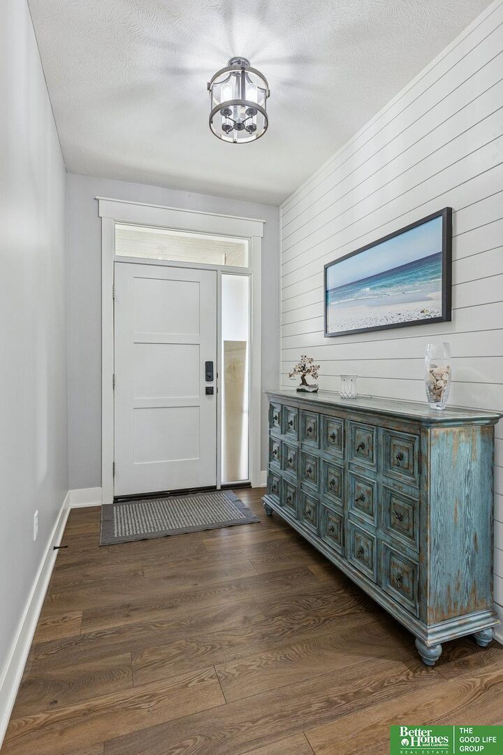 Property Photo:  22033 Eldberberry Road  IA 51534 