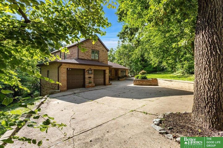 Property Photo:  9674 N 30 Street  NE 68112 