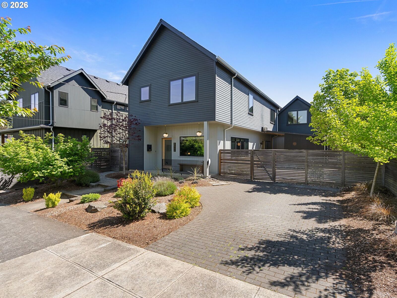 Property Photo:  4566 NE Cesar E Chavez Blvd  OR 97211 