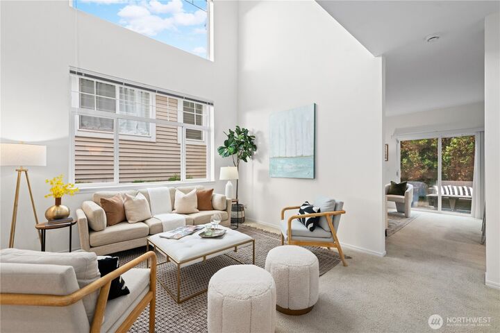 Property Photo:  562 S 51st Court  WA 98055 