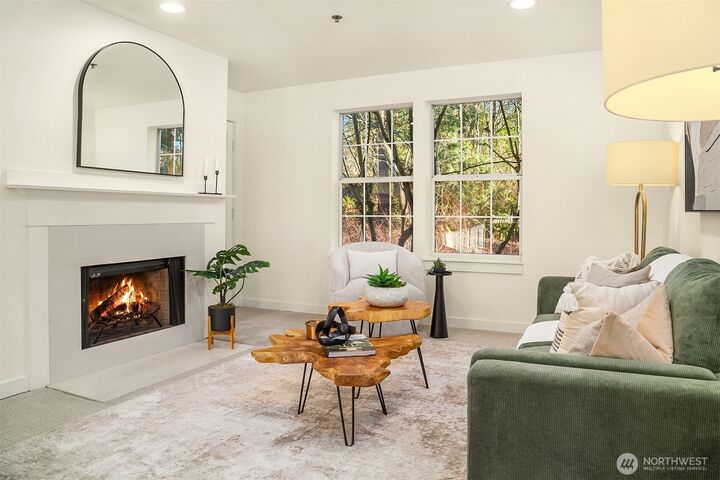 Property Photo:  2740  118th Avenue SE 202  WA 98005 