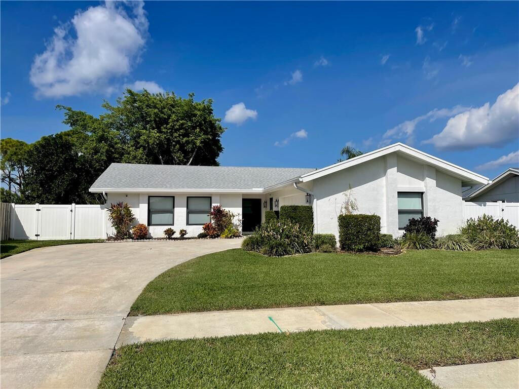 Property Photo: 4175 Birchwood Drive FL 33487