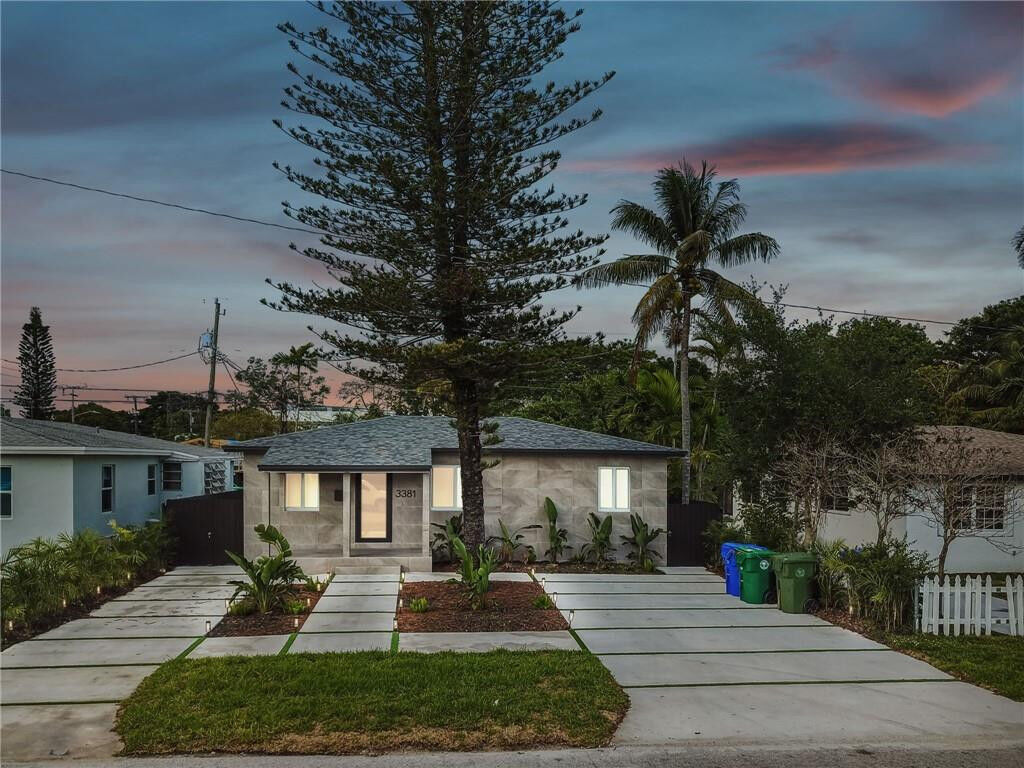 Property Photo:  3381 Florida Avenue  FL 33133 