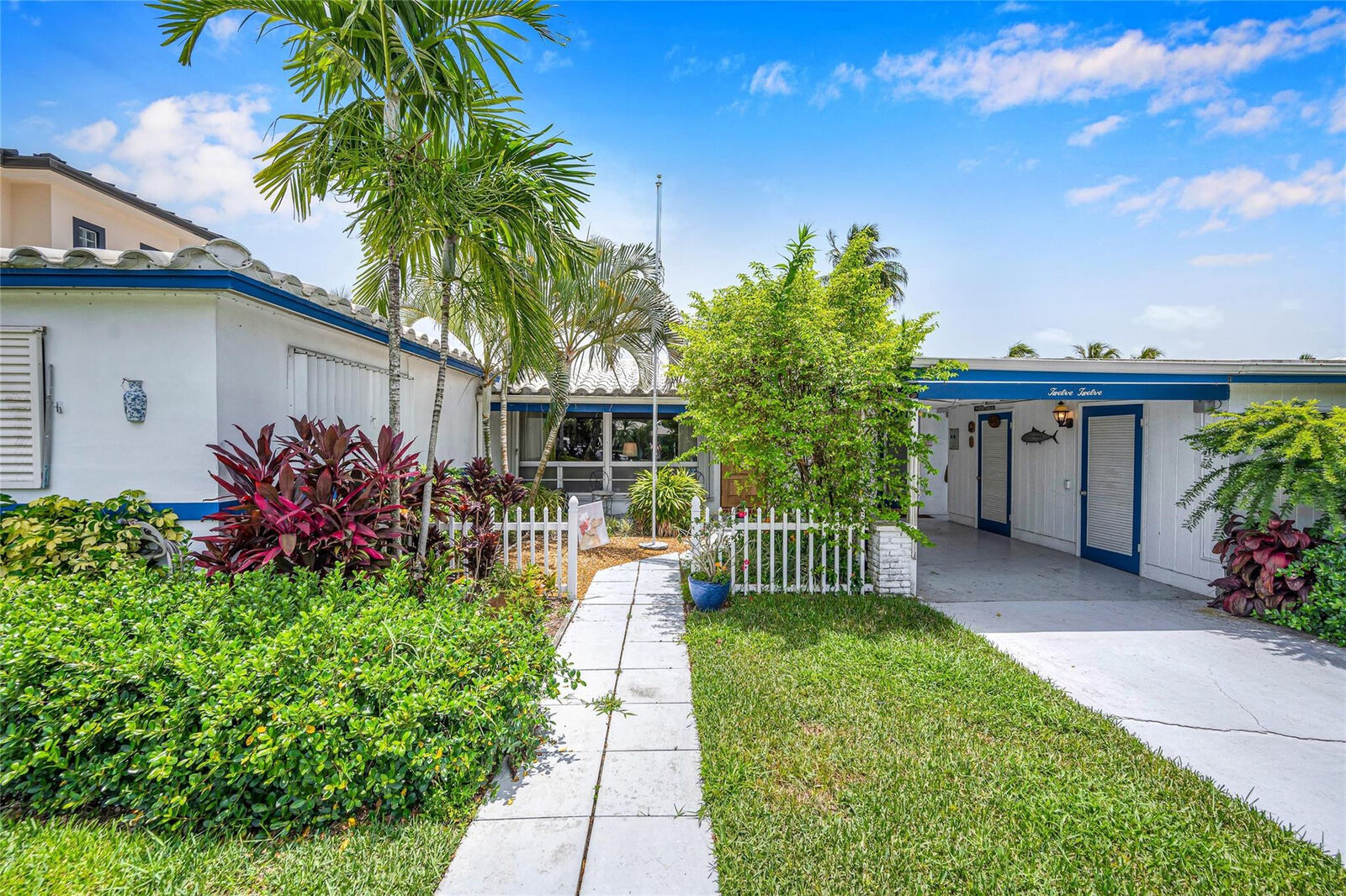 Property Photo:  1212 Mandarin Isle  FL 33315 