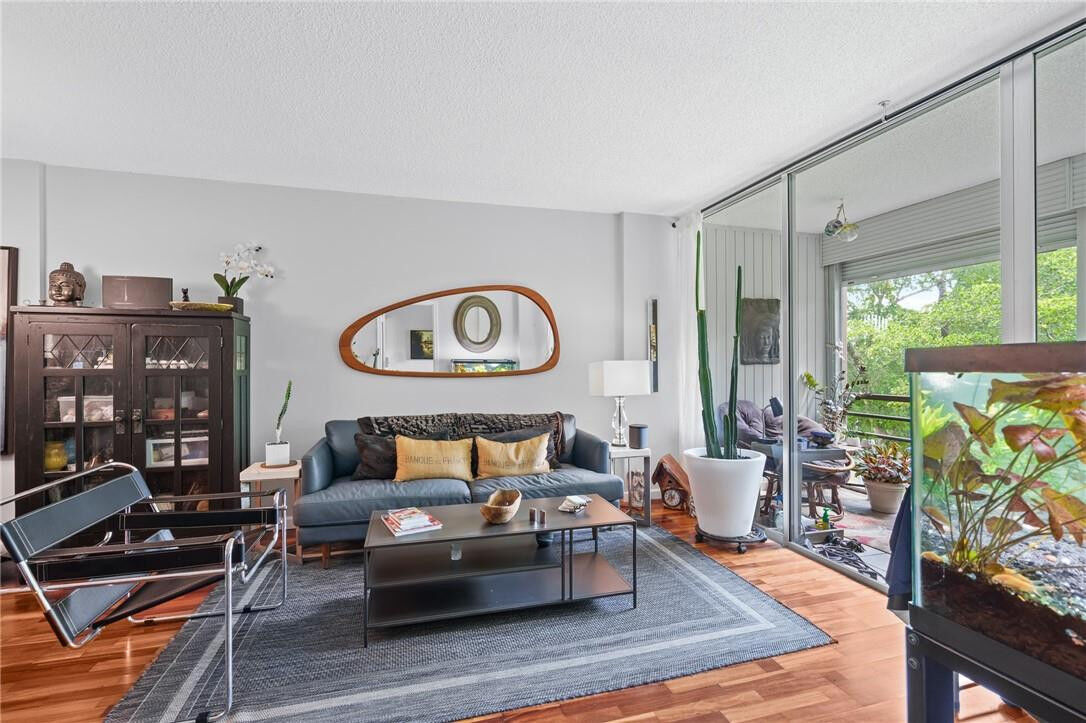 Property Photo:  101 Royal Park Drive 3B  FL 33309 