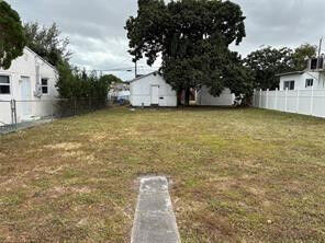 Property Photo:  2236 Taft Street  FL 33020 
