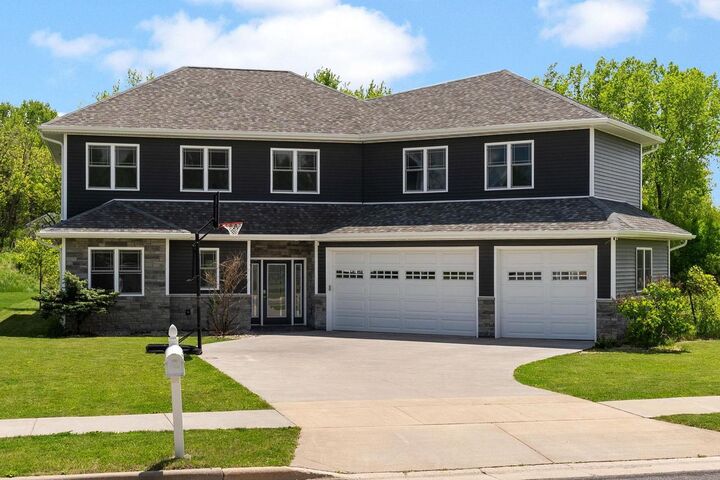 Property Photo: 4307 Bellgrove Lane WI 53704