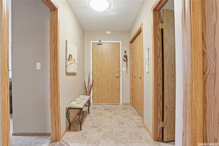 Property Photo:  103 Keevil Crescent 111  SK S7N 4L9 