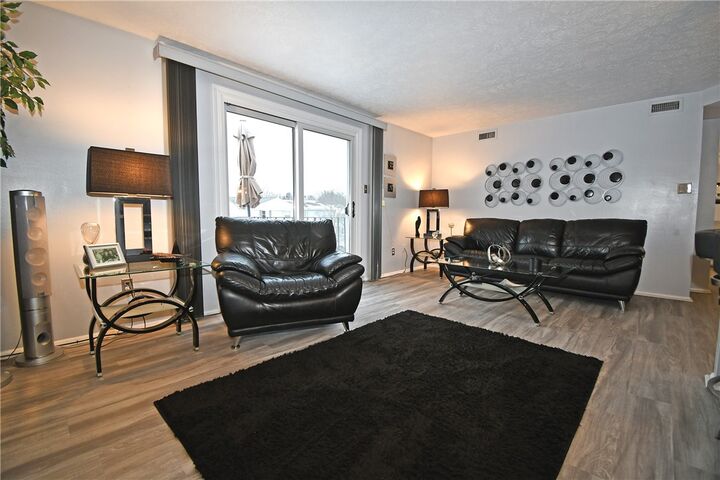 Property Photo:  1642 Jefferson Ridge Drive  PA 15025 