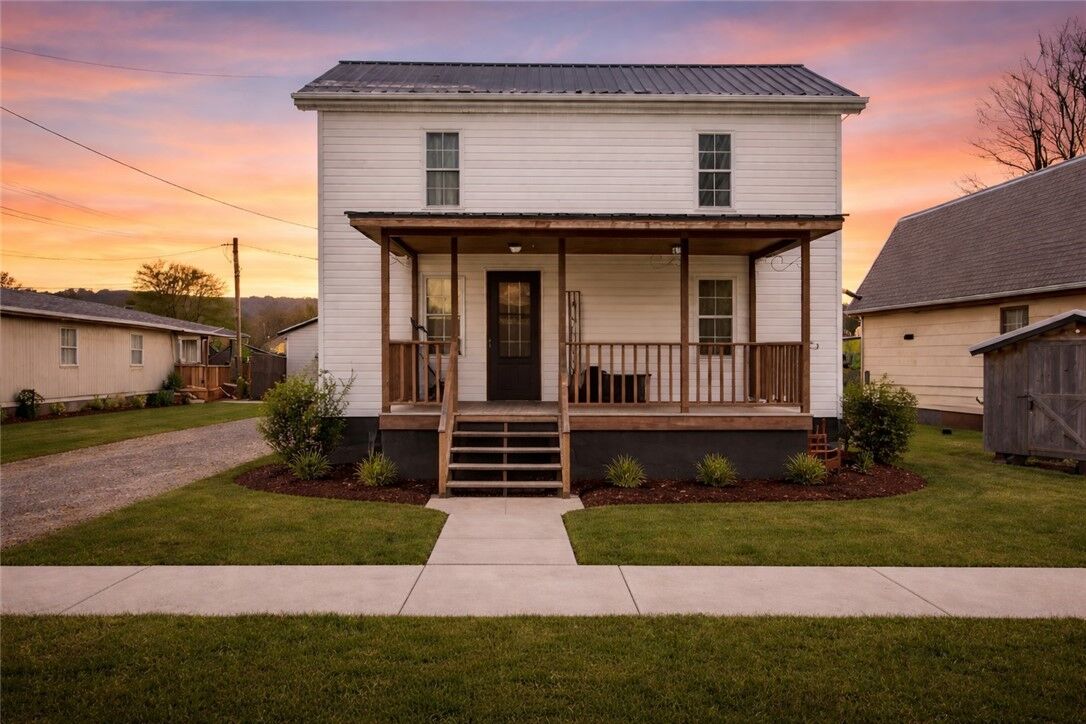 Property Photo:  117 Erie Street  PA 16342 