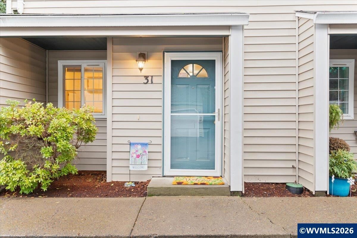 Property Photo: 4001 12th St Cut Off #31 St SE OR 97302