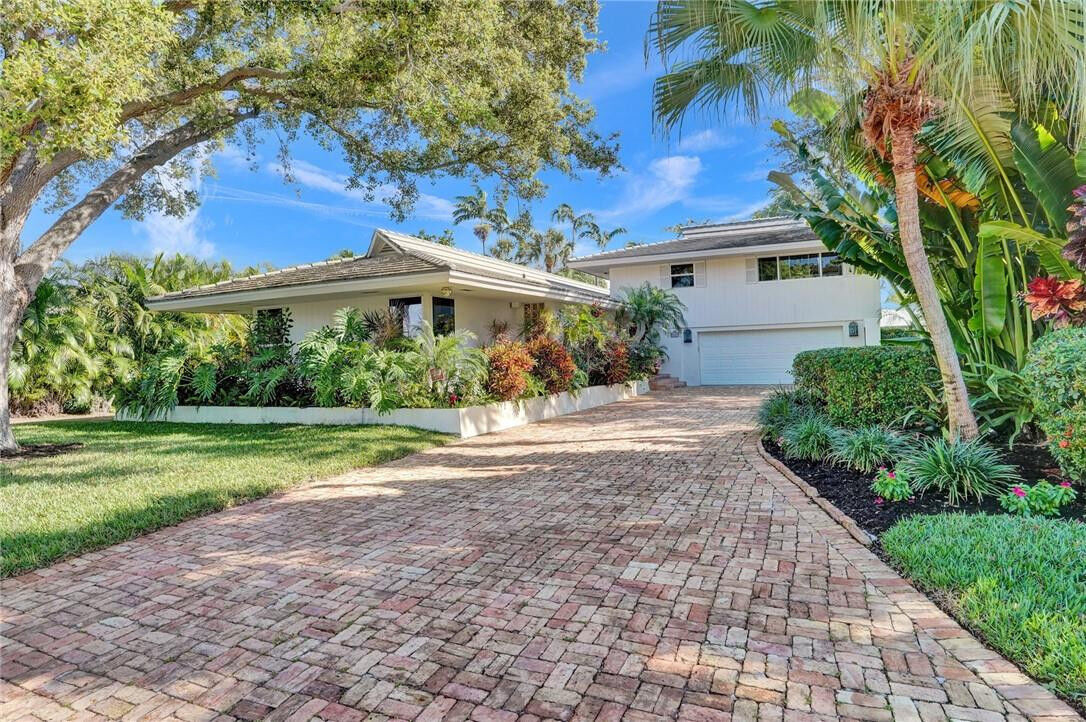 Property Photo:  2645 NE 35th Drive  FL 33308 