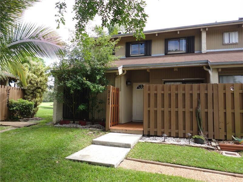 Property Photo:  2142 SW 82nd Avenue  FL 33324 