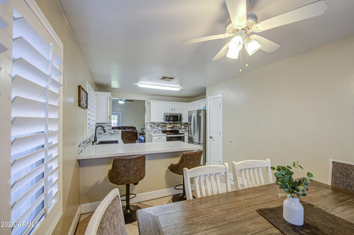Property Photo: 9013 W Avalon Drive AZ 85037