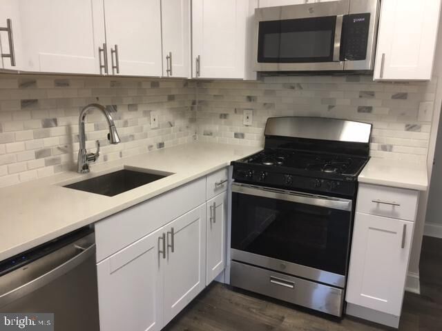 Property Photo:  215 Conard Avenue  NJ 08108 