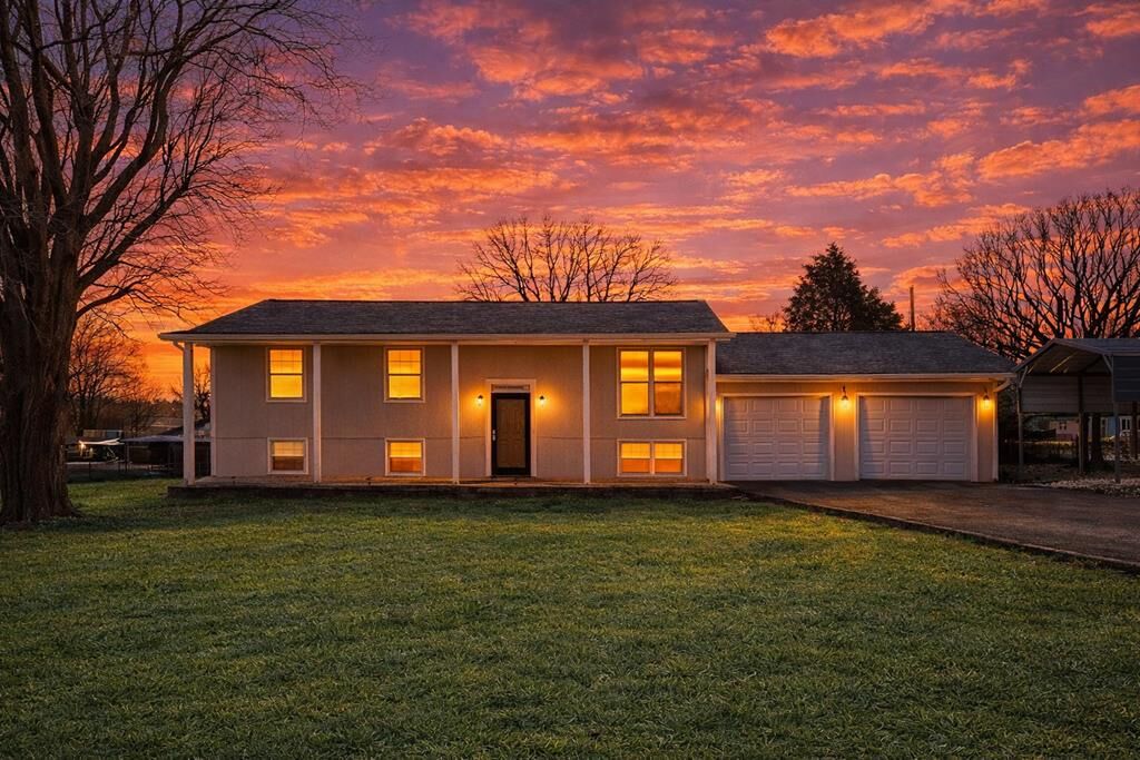 Property Photo:  54 Riviera Blvd  GA 30705 