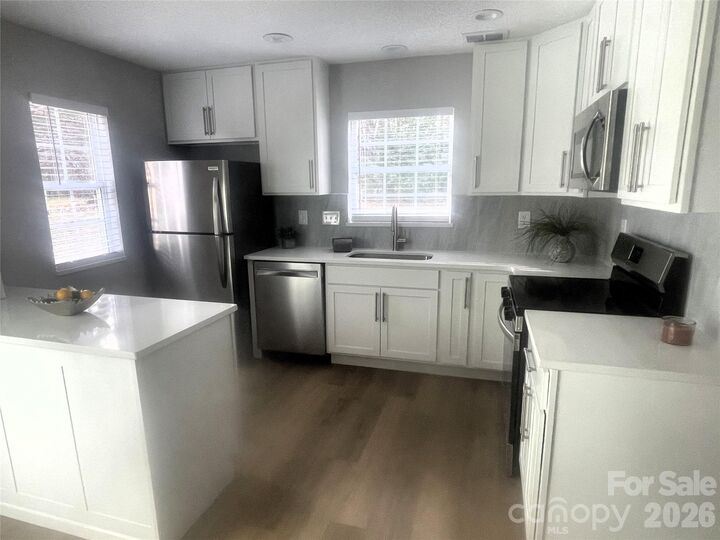 Property Photo: 2141 Preakness Court NC 28273