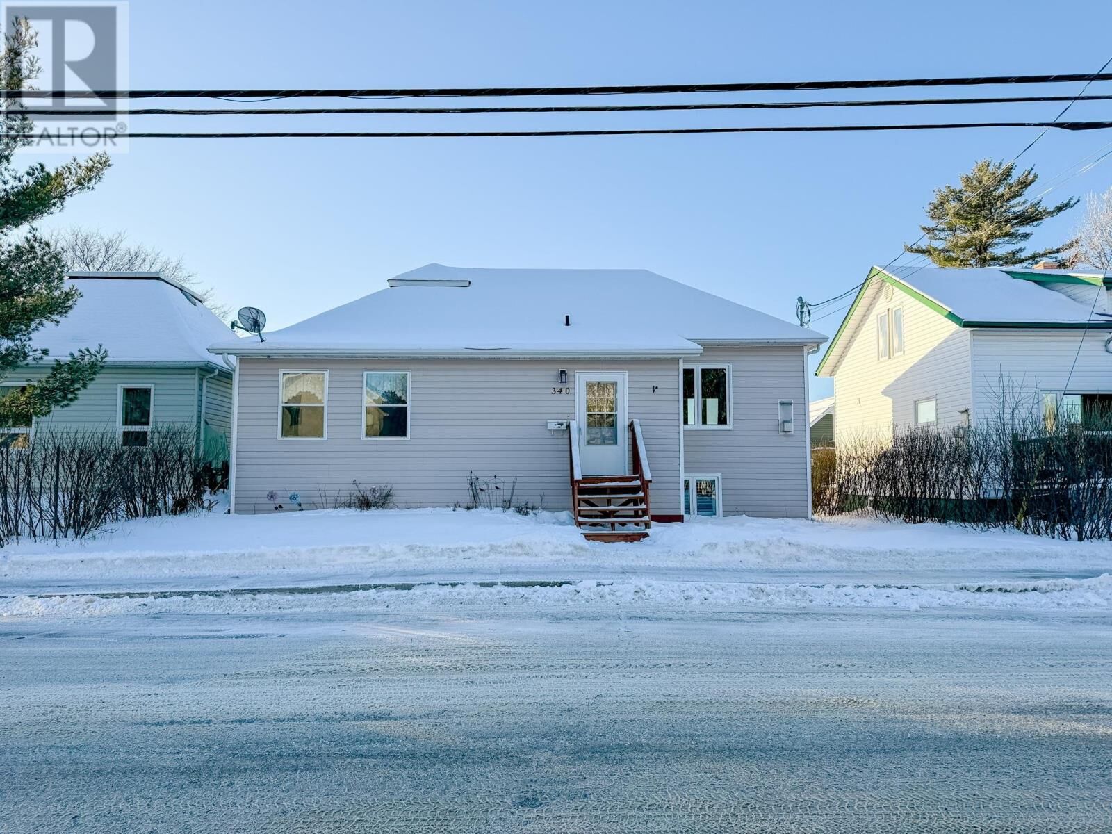 Property Photo:  340 Seventh Avenue South  ON P9N 2E8 