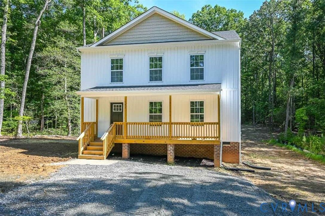 Property Photo:  182 Yorktown Drive  VA 22546 