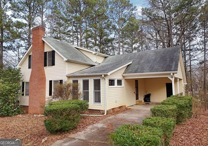 Property Photo: 121 Chipley Creek Drive GA 30180
