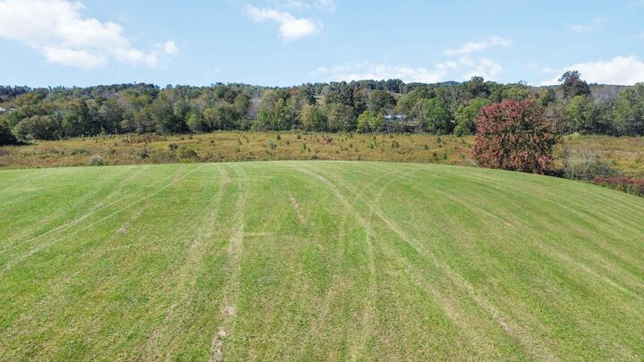 Property Photo:  999 Rough Creek Road  KY 40744 
