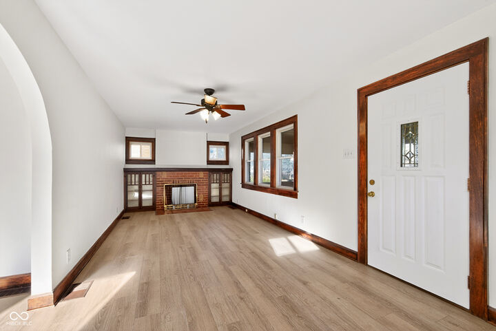 Property Photo: 960 N Audubon Road IN 46219