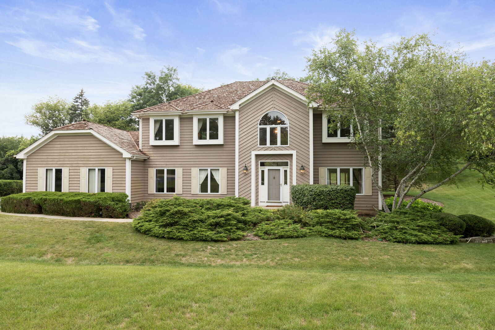 Property Photo:  25410 N Cayuga Trail  IL 60010 