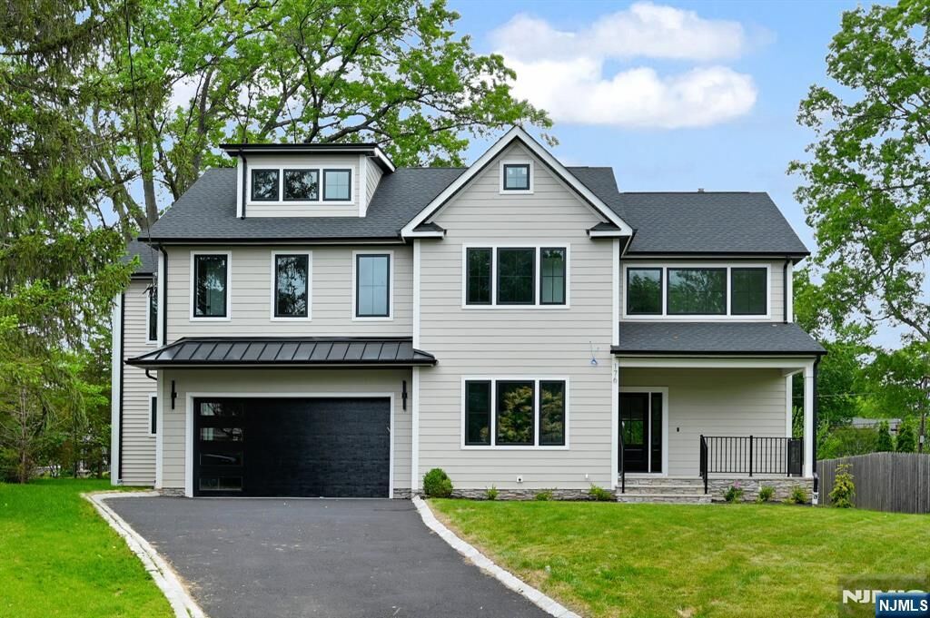 Property Photo:  176 Harrow Road  NJ 07090 