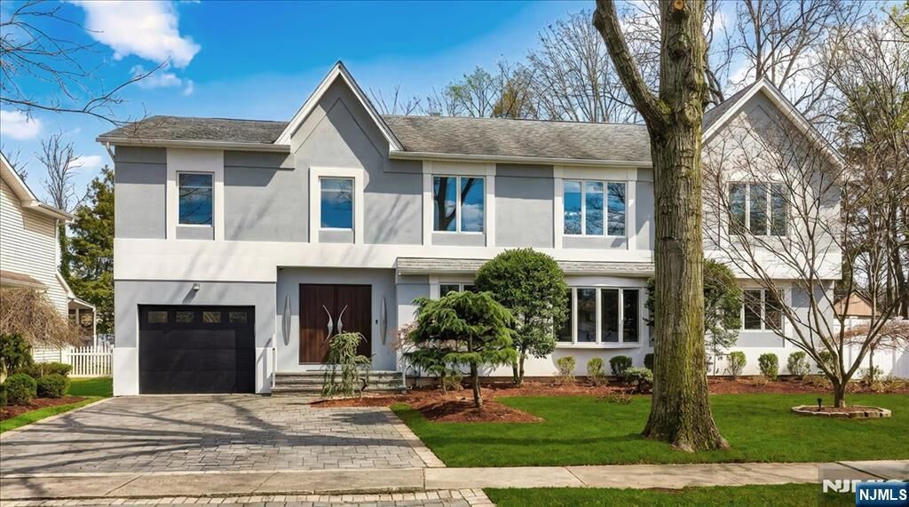 Property Photo:  827 Alden Road  NJ 07652 