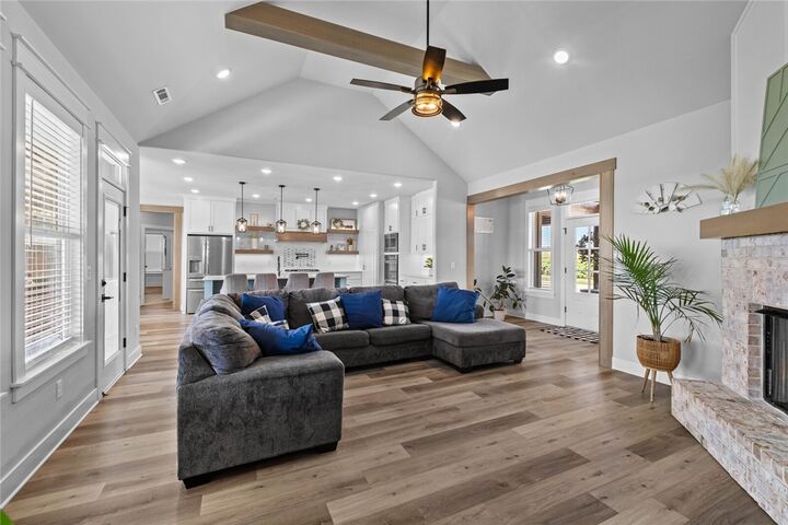 Property Photo:  1257 Malone Road  AR 72734 