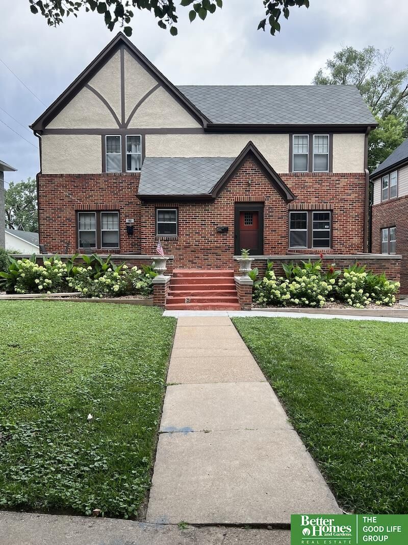 Property Photo:  514-516 S 55th Street  NE 68106 