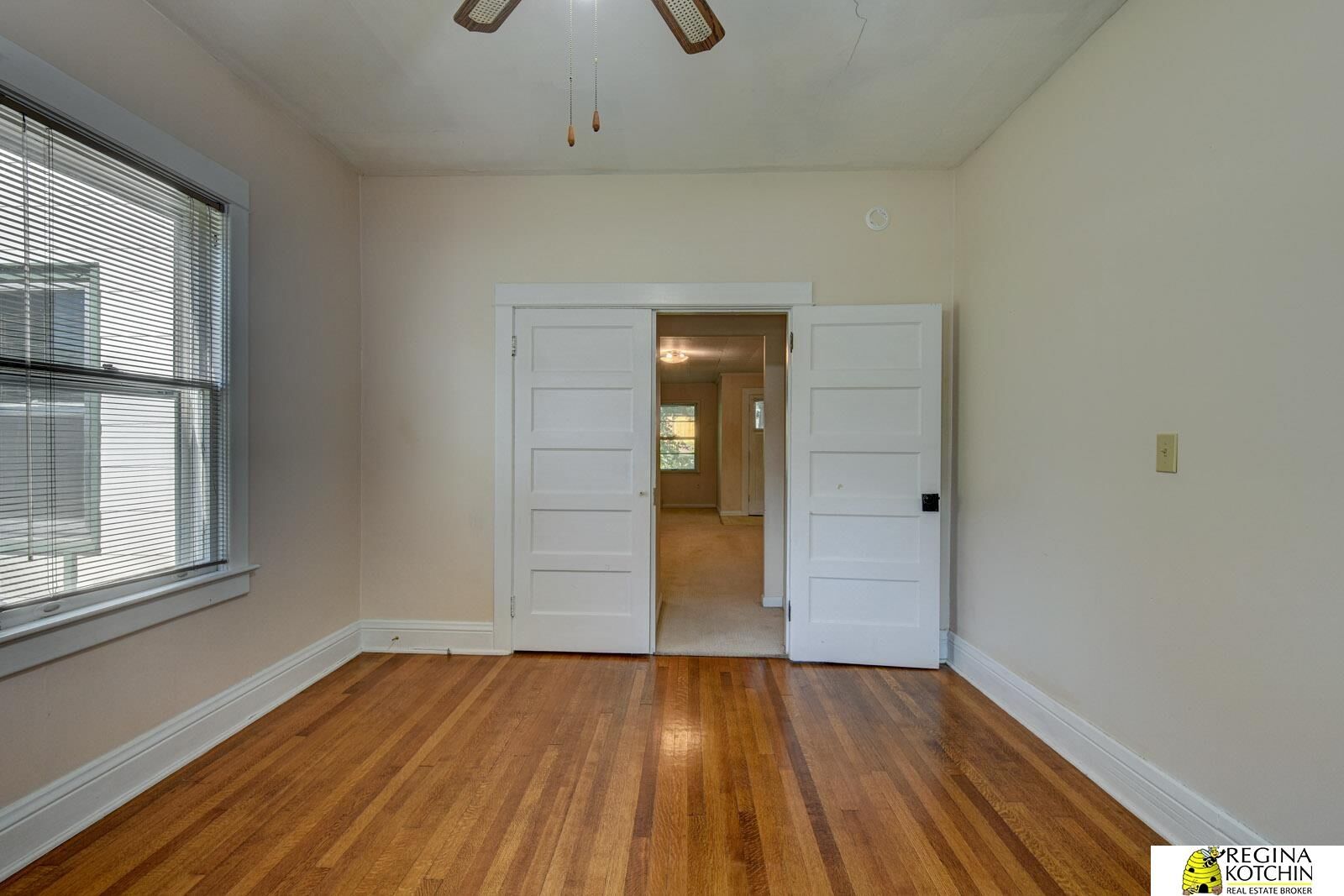 Property Photo:  1004 Glenwood Avenue 1, 2, 3  NE 68131 